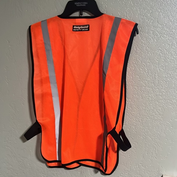 Body Guard Safety Gear Vest Reflective Material One Size - Picture 2 of 4